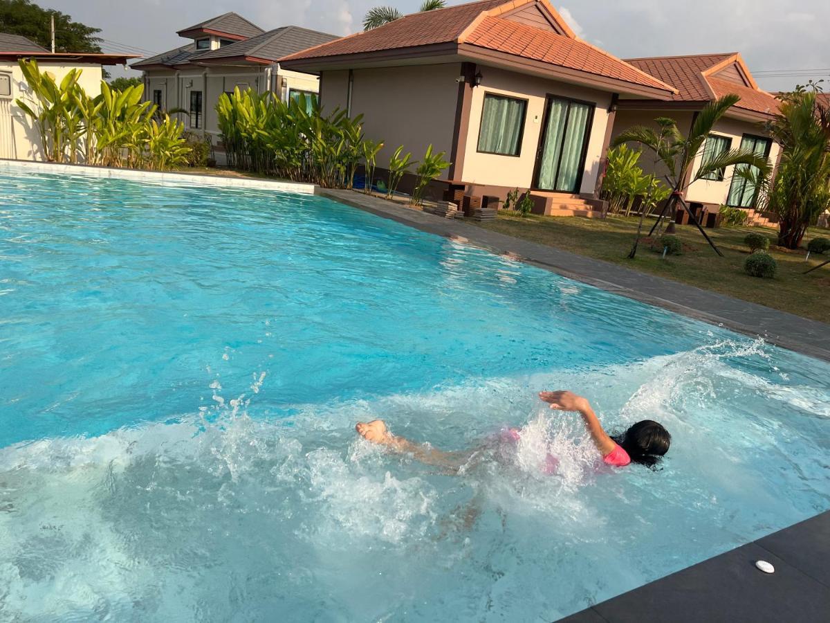 Tinna Resort Ban Nong Mai Ngam Ngoại thất bức ảnh