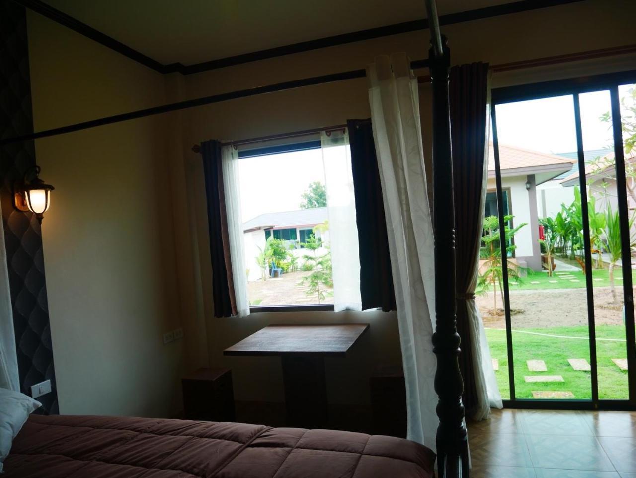 Tinna Resort Ban Nong Mai Ngam Ngoại thất bức ảnh