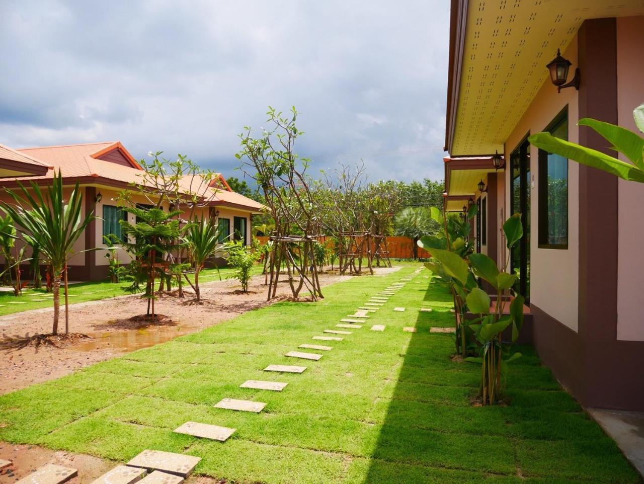 Tinna Resort Ban Nong Mai Ngam Ngoại thất bức ảnh
