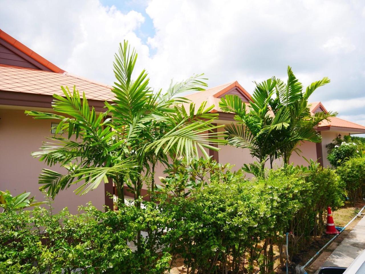 Tinna Resort Ban Nong Mai Ngam Ngoại thất bức ảnh