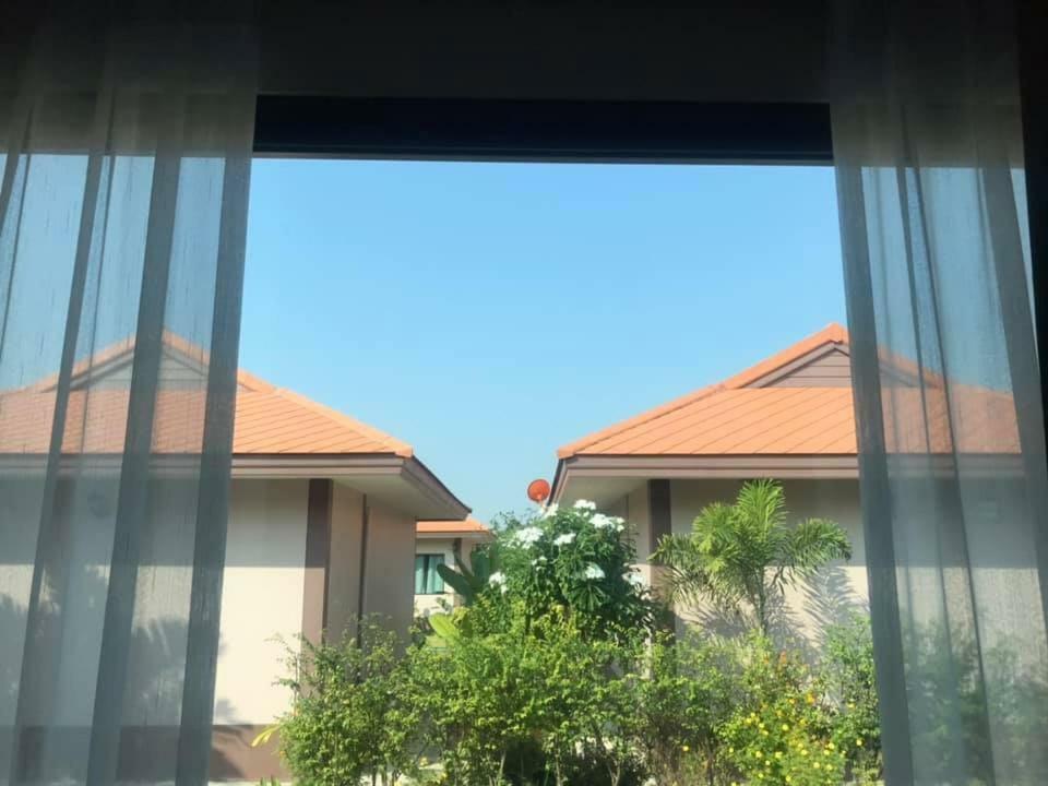 Tinna Resort Ban Nong Mai Ngam Ngoại thất bức ảnh